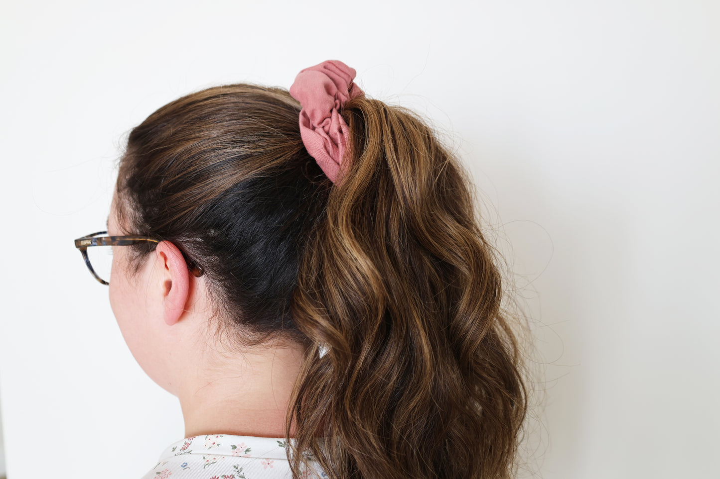 Lola - essential scrunchie