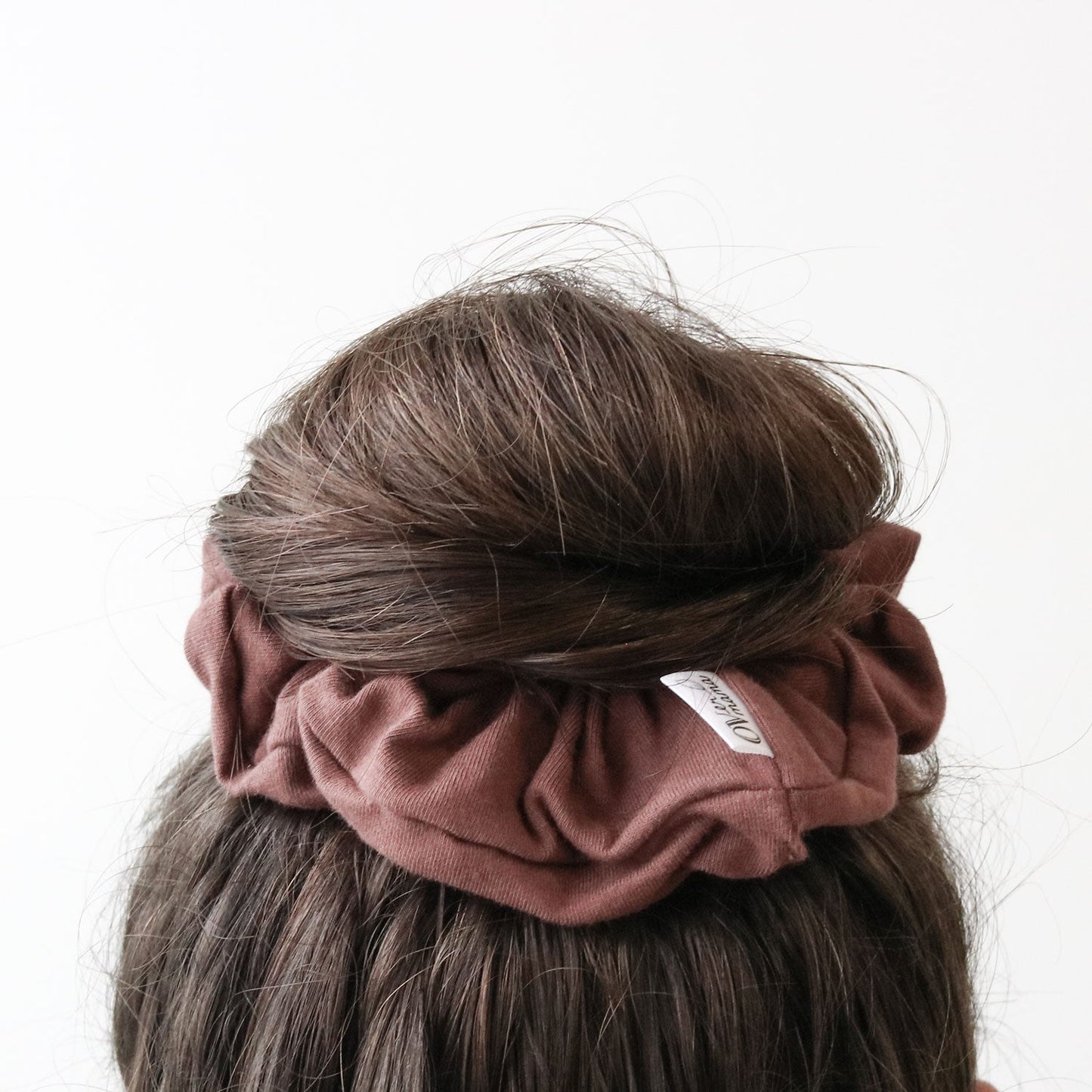 Lennon - essential scrunchie