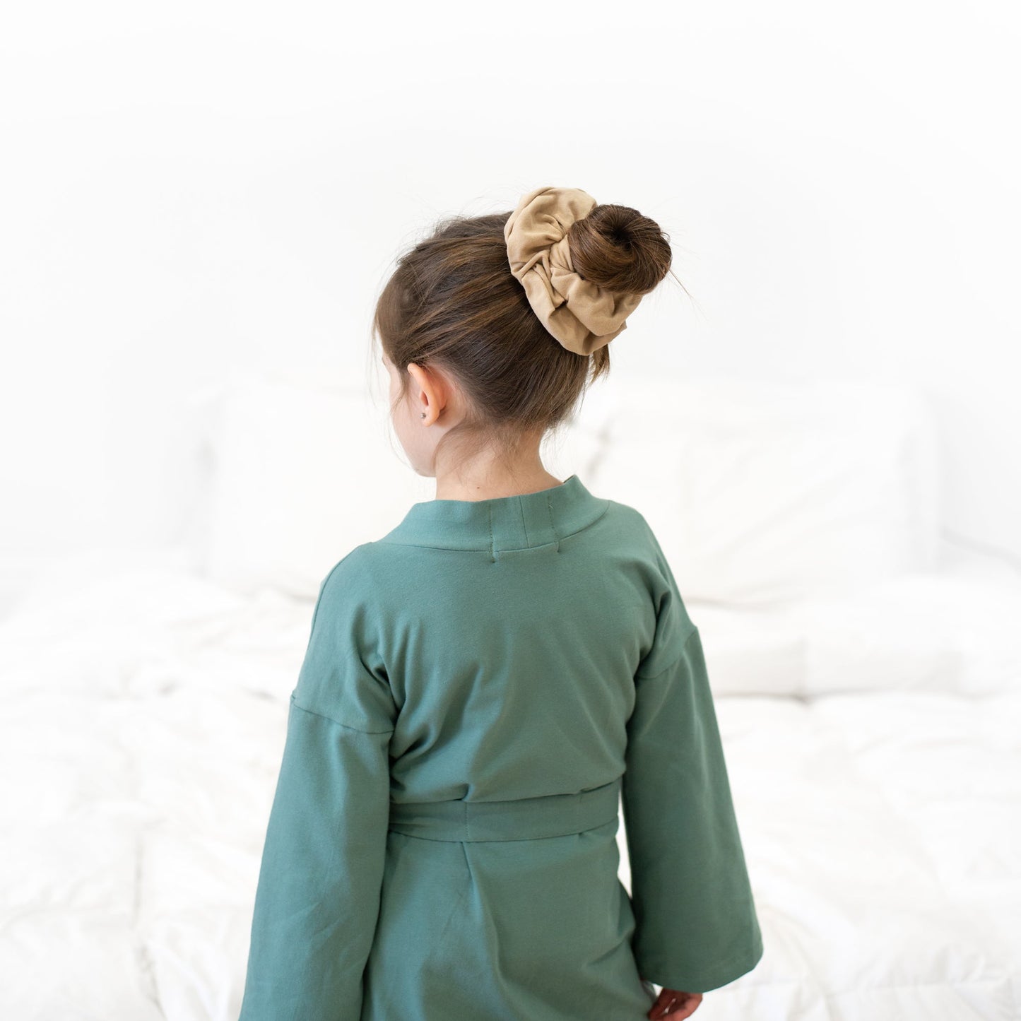 Latte - essential scrunchie